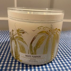 Bath & Body Work’s candle
